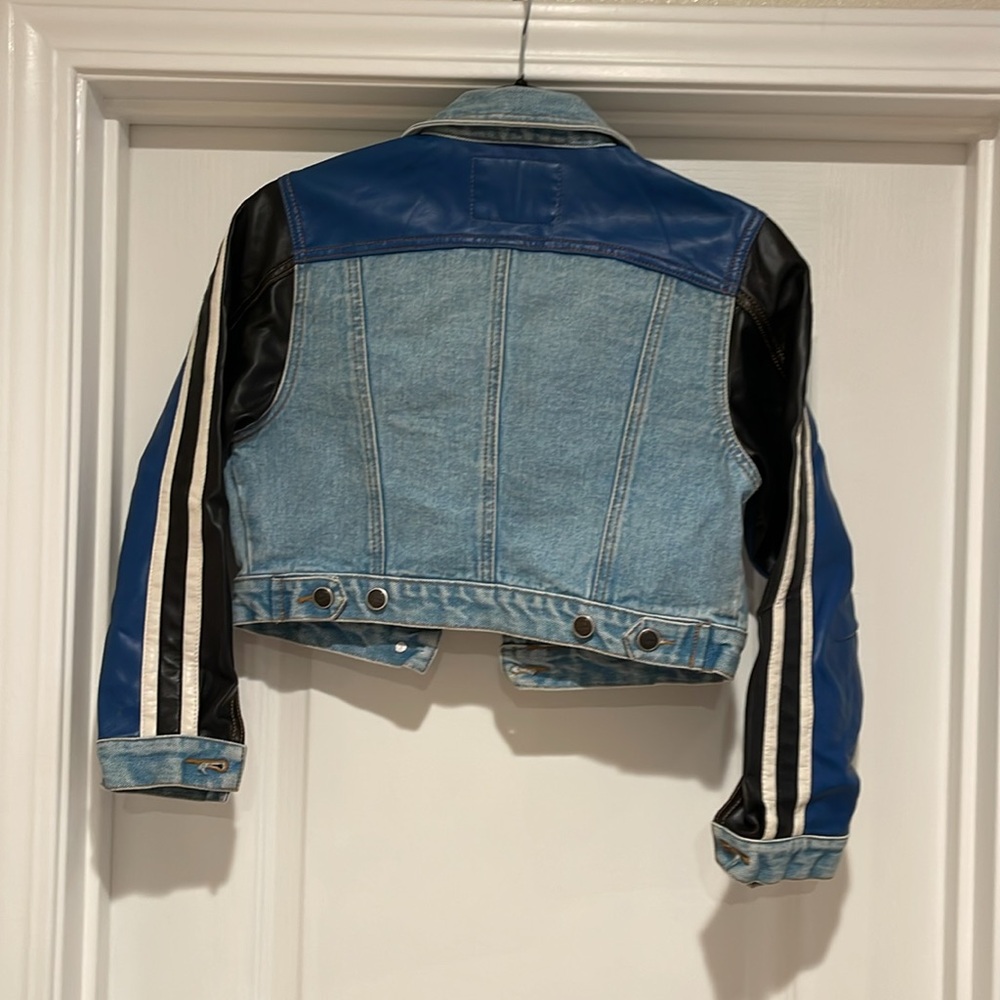 Vintage Revolt Jeans
Women Coats & jackets Size XS - Picture 9 of 11